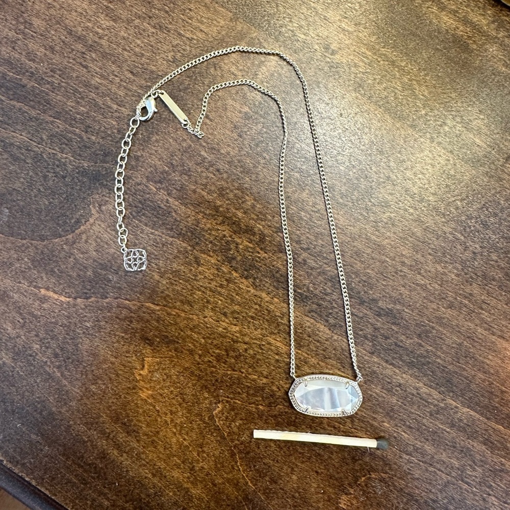 Kendra Scott Mother of Pearl Large Elisa Necklace
